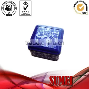 Blue and White Porcelain Tin Box thumbnail-1