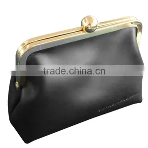 Flower Print Faux Leather Retro Coin Purse With Metal Clip thumbnail-2