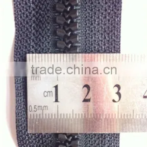 8# Dynamic Teeth Zipper thumbnail-1