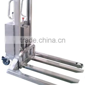 Cheap Wide Leg Manual Hand Stacker Forklift 1.5 Ton thumbnail-3