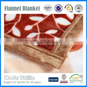 100%polyester Leaf Print Super Soft Flannel Fleece Blanket thumbnail-5