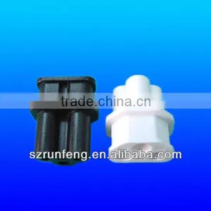 Plastic Connector Accessory thumbnail-1