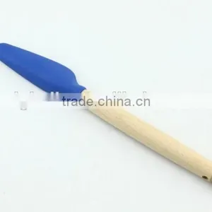 High Quality Silicone Kitchen Tools With Wooden Handle Set Of 5 thumbnail-5