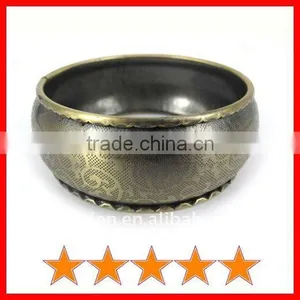Simple Design Round Copper Bangles thumbnail-1