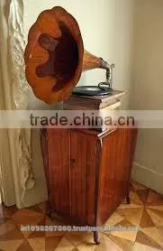 Copper With Antique Finished Horn Gramophone With Wooden Base Other Styles Available 1502 thumbnail-1