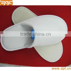White Disposable Indoor Terry Slipper thumbnail-1