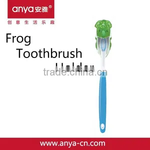 D727 Plastic Toothbrush Holder With Cover Bathroom Accessary Wall Mounted Toothbrush Holder Suction Cup thumbnail-1
