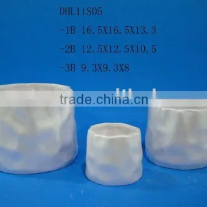 Ceramic Flower Pot thumbnail-1