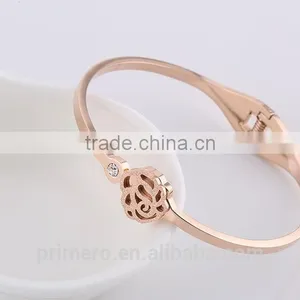 Fashion 18k Rose Gold Zircon Bracelet Beautiful Camellias Titanium Bangle Jewelry thumbnail-6