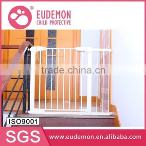 High Quality Metal Baby Safety Gate thumbnail-5
