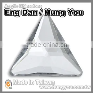 Made in Taiwan Garment Accessories 20mm Triangle Shaped Rhinestone With Silver Foil Back thumbnail-3
