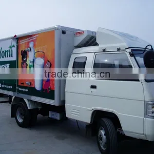 Small Freezer Truck thumbnail-1