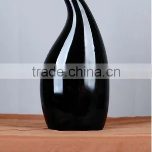 Colorful Fiberglass Artistic Decorative Flower Vases for Hotels thumbnail-2