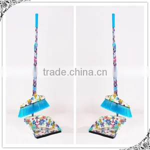 New Design Plastic Dustpan and Broom Suit thumbnail-1