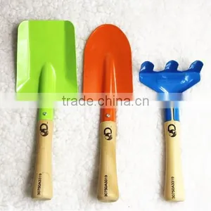 Stock Kids Garden Tool Set thumbnail-1