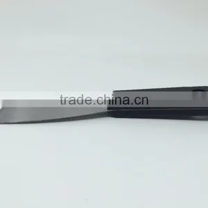 Plastic Handle Carbon Steel Scraper thumbnail-1