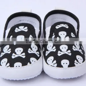 2014 Wholesale Baby Shoes Brand New Boys and Girls Black and White Skull Infant Baby Shoe thumbnail-1