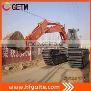 Amphibious Excavator for Clearing Obstacles at Flood Hit Area thumbnail-2