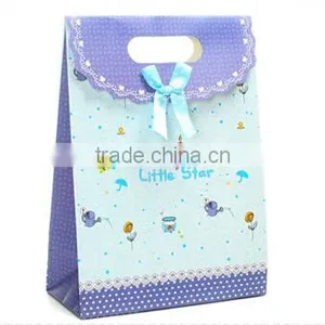 Blue Button Closure Fancy Wedding Flavour Paper Gift Bag thumbnail-1