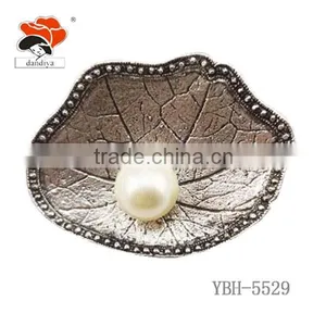 2016 Most Popular Sea Shall Made China Brooch for Party/wedding Jewelry thumbnail-1