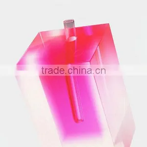New Designed Custom Acrylic Flower Vase thumbnail-3