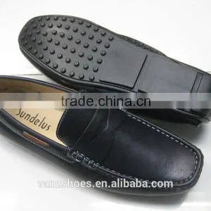 Comfortable PU Shoes in Plain Design. thumbnail-3