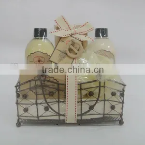 Luxurious Skincare Bathroom Set thumbnail-1