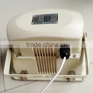 IP65 70W Ceramic Metal Halide Energy Saving Outdoor Used Flood Light thumbnail-3