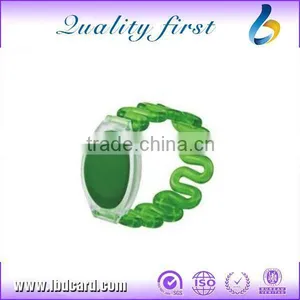 Custom EM4305 RFID Bracelets EM4305 Plastic Wristbands thumbnail-5