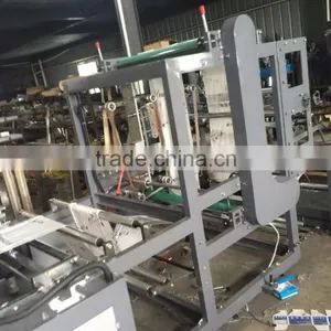 High Quality Zipper Self-sealing Attaching and Cutting Bag Making Machine thumbnail-4