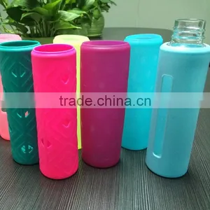 2015 Popular Anti-slip & Heat Resistant Food Grade Glass Water Bottle Silicone Sleeve for Water Drinking Bottles thumbnail-1