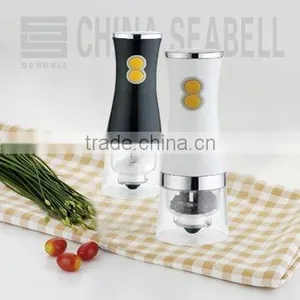 ELC05 Plastic Pepper Mill thumbnail-1