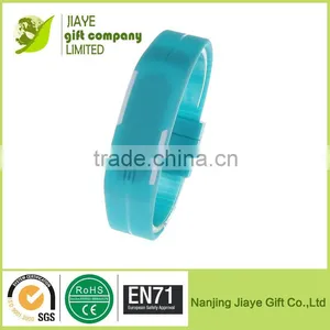 2015 Popular Silicone LED Watch /couple Lover Wrist Watch thumbnail-2
