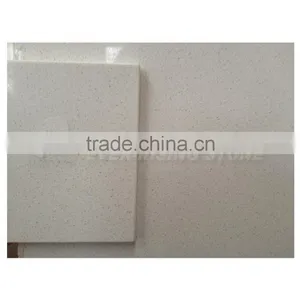 White Quartz Slab thumbnail-1