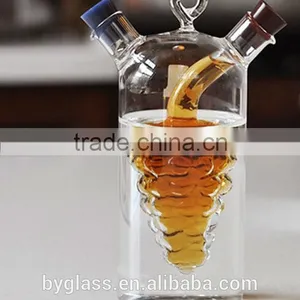 2014 Graceful Design Glass Oil and Vinegar Bottle thumbnail-1
