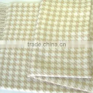 Polyester Classical Design Shawl Scarf thumbnail-5