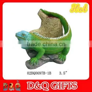 Polyresin Lizard Pot thumbnail-1