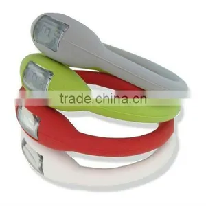 Fashion Silicone Watch thumbnail-1