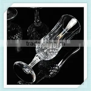 2016 New Design Embossed Wine Glass Good Price Crystal Wine Glass Cup for Sale thumbnail-2