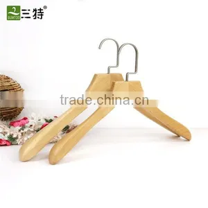 Luxury Wooden Hangers With Square Hooks thumbnail-1