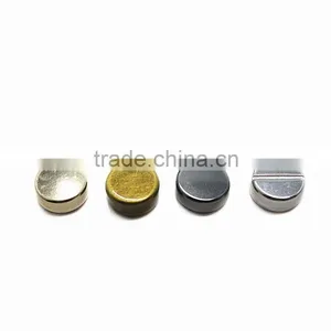 Custom Fashion Metal Flat Head Rivets And Studs For Leather Bag thumbnail-4