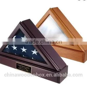 Customize High-grade Triangle Wooden Flag Box thumbnail-1