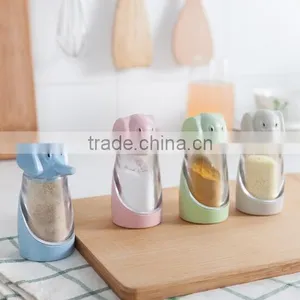 New Products 2017 Elephant Shaped Plastic Spice Bottles Wholesale Seasoning Box thumbnail-1