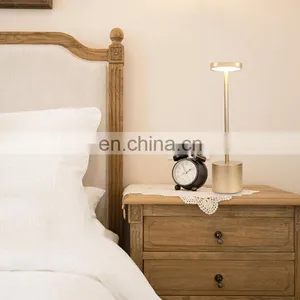 2021 New Products Modern Nordic Business Hotel Restaurant Table Lamp Rechargeable Cordless LED Desk Lamp thumbnail-5