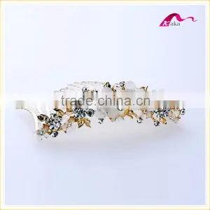 Luxury Designs Trendy Wedding Headwear Crystal Flower Hair Combs Clips For Women Bridal Hair Ornament thumbnail-1