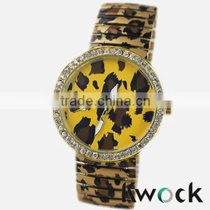 Lady Promotional Fashion Waves Quartz Watch Wristwatches thumbnail-3