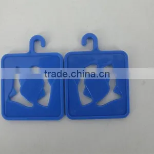 Colorful Plastic Socks Hanger thumbnail-2