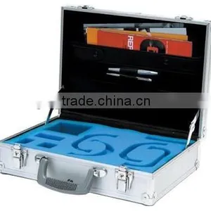 Silver Aluminum Tool Case/attache Case Hard Cases thumbnail-3
