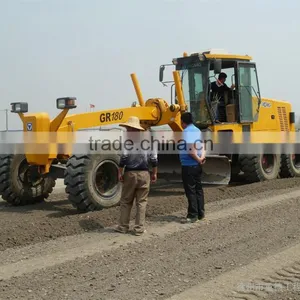 Road Grader XCMG Mini Motor Grader GR180 Small Motor Grader for Sale thumbnail-2