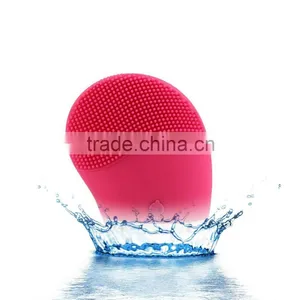 Skin Cleaning Handheld Bristle Face Brush thumbnail-2